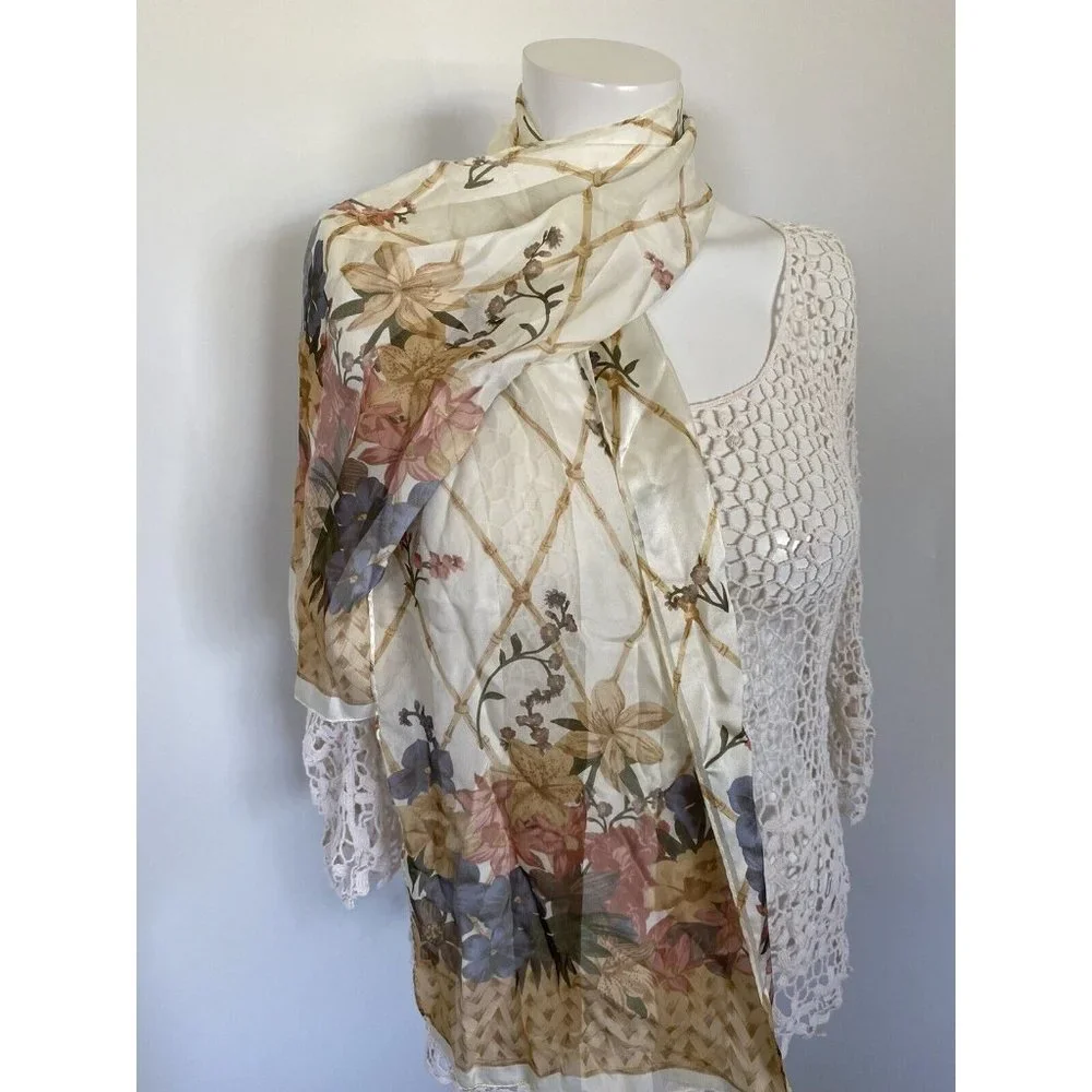 Vintage 1996‎ Liz Claiborne 100% Silk Pastels Tan Floral Bamboo Rectangle Scarf